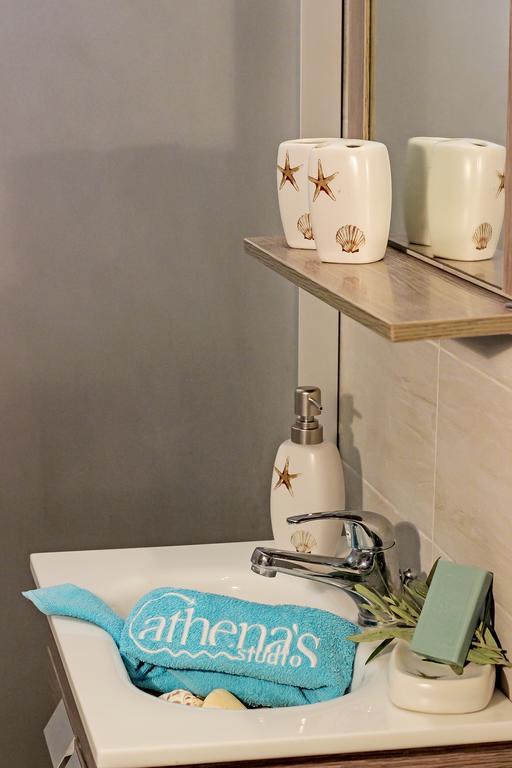 Athena'S Studios Polychrono Bagian luar foto